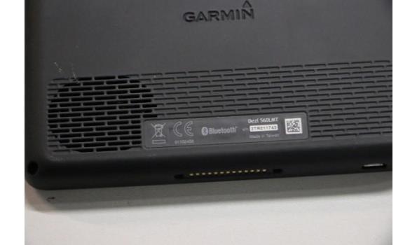 2 diverse gps toestellen GARMIN plus partij toebehoren